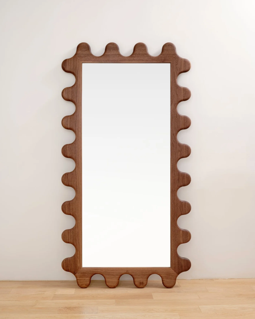 Orla Mirror - Walnut Venner